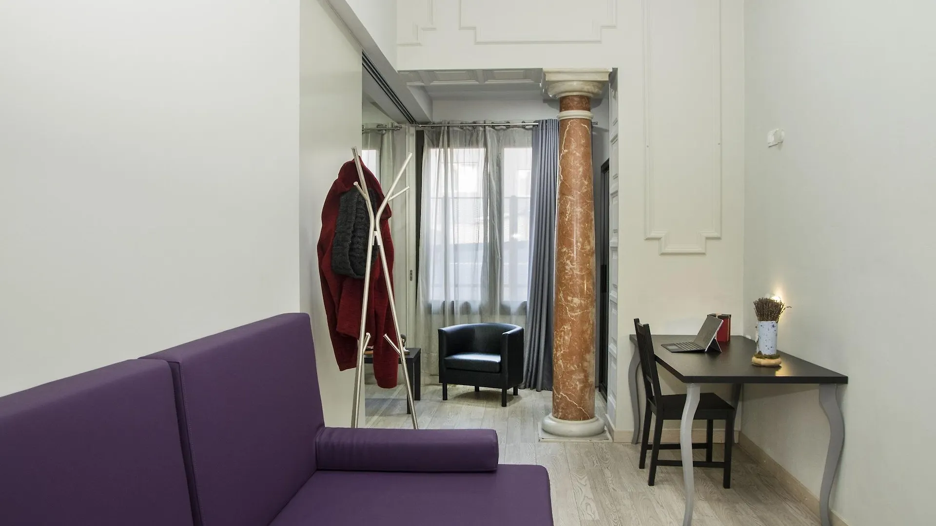 Hostal Bcnsporthostels Barcelona