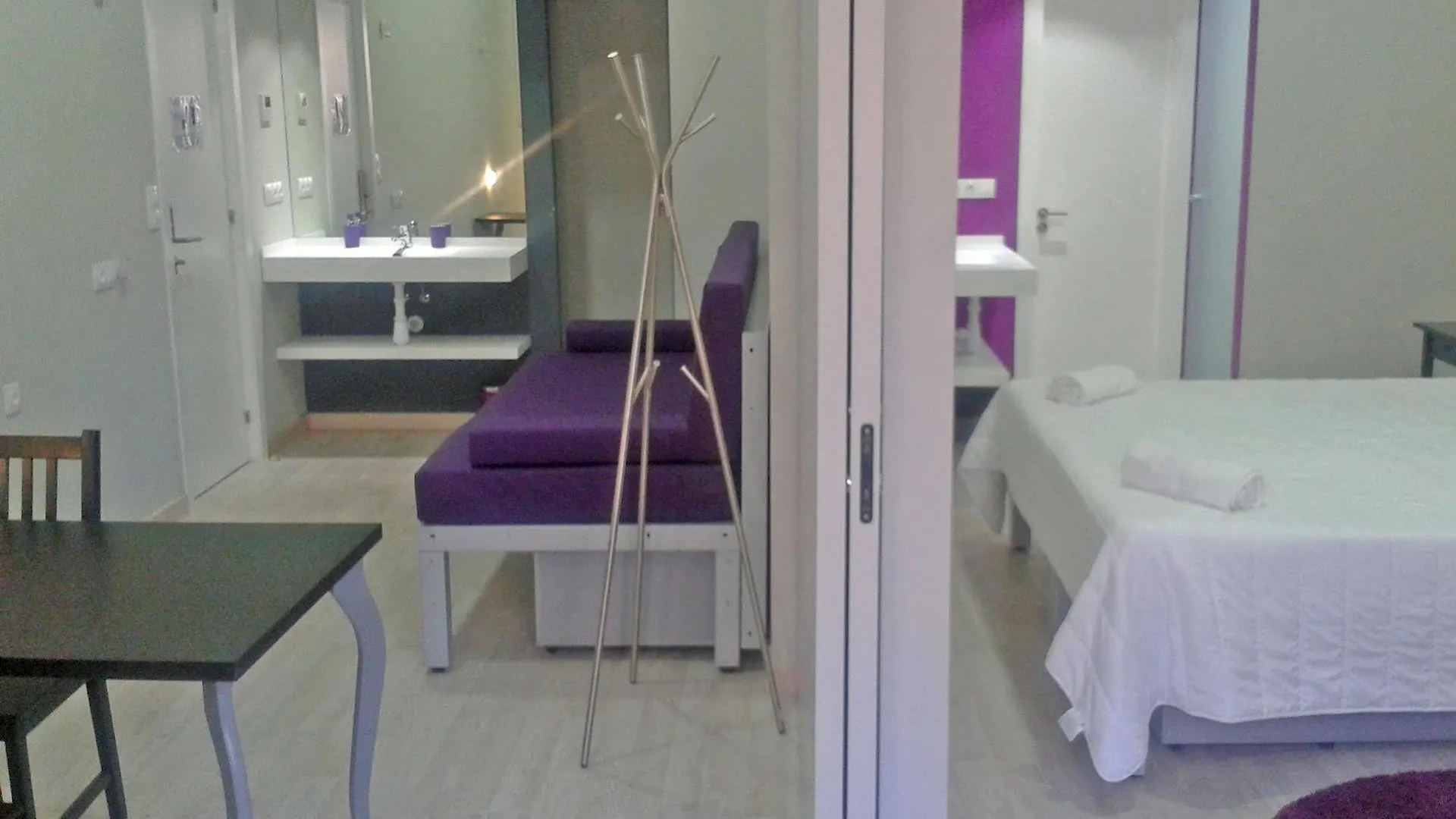 Hostal Bcnsporthostels Barcelona